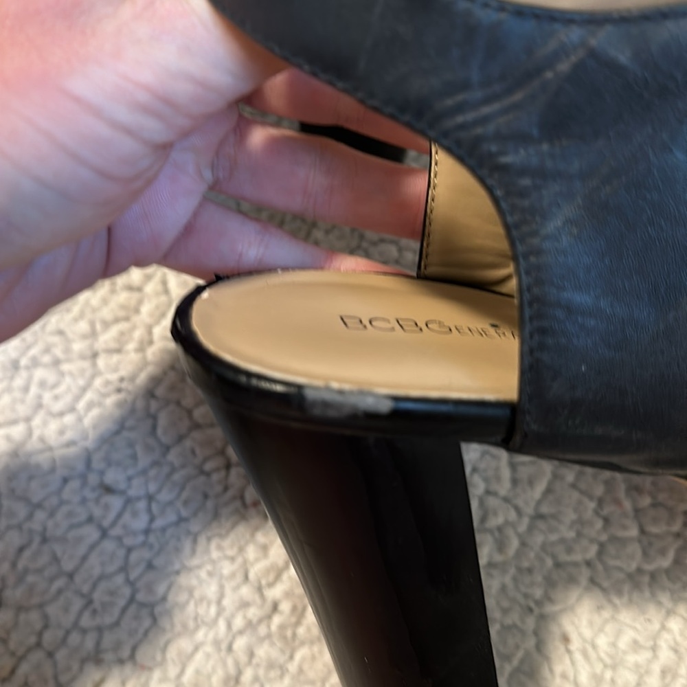 BCBGeneration - Heels - Picture 6 of 8
